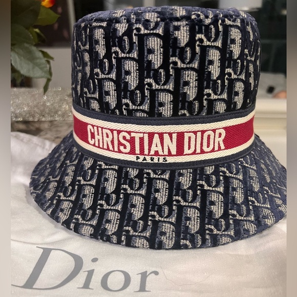 Dior Velvet hat - Picture 1 of 2
